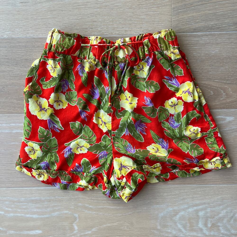 Urban Outfitters Phoebe Hawaiian Shorts Floral Red XS